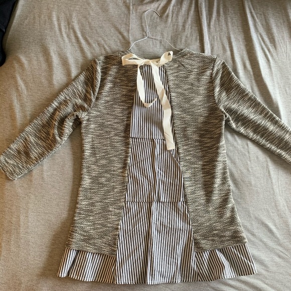 Top - Picture 2 of 2